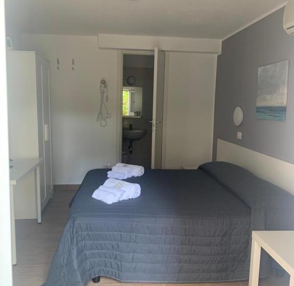 חדר סטנדרט, קומת קרקע, Augustus