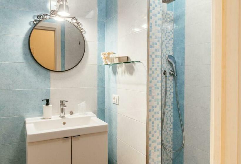 سوئیت جونیور خانوادگی, Bella Napoli Ristorante & Spa