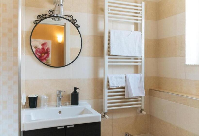 اتاق استاندارد, Bella Napoli Ristorante & Spa