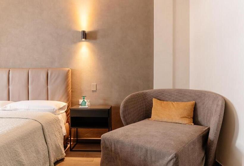 سوییت سوپریور, Bella Napoli Ristorante & Spa