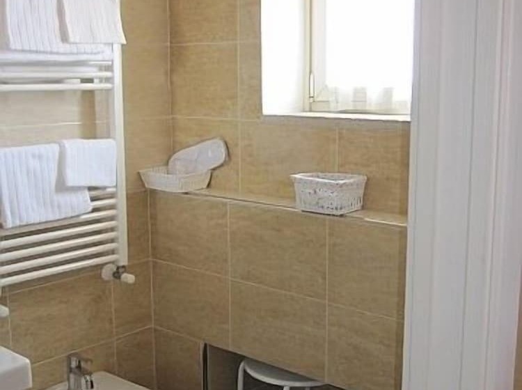 اتاق استاندارد, Bella Napoli Ristorante & Spa