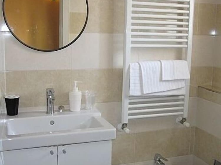 اتاق استاندارد, Bella Napoli Ristorante & Spa