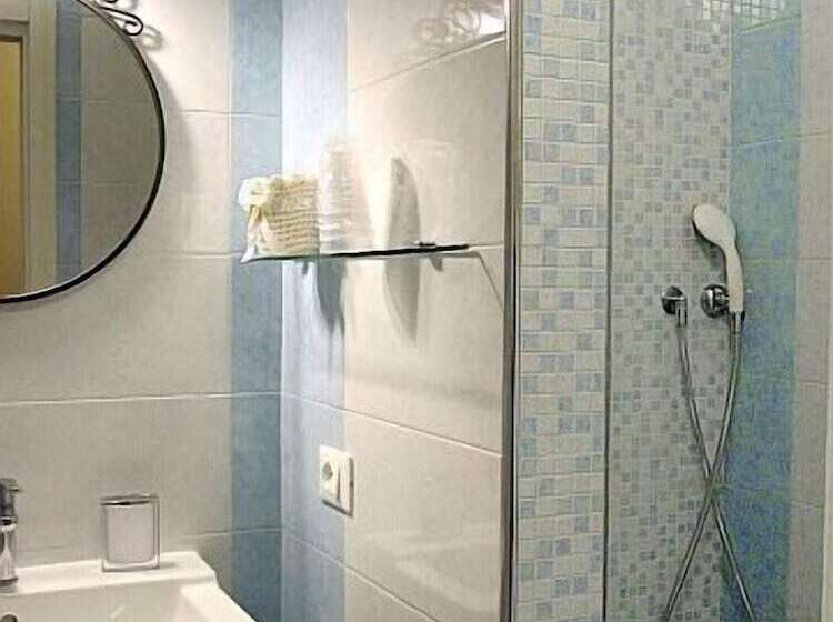 اتاق استاندارد, Bella Napoli Ristorante & Spa