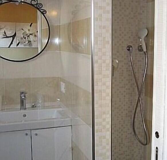 اتاق استاندارد, Bella Napoli Ristorante & Spa