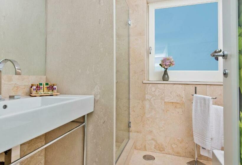 豪华房间, Capri Wine