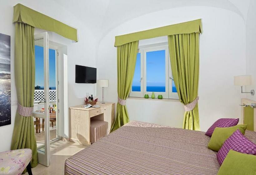 豪华房间, Capri Wine