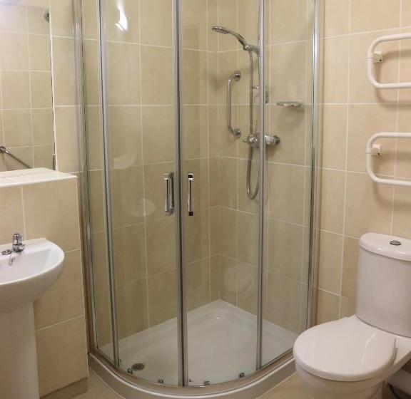 اتاق استاندارد یک نفره, Cavendish