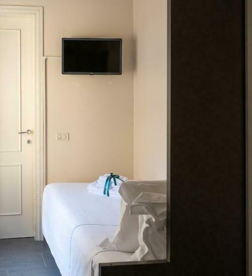 اتاق استاندارد یک نفره, Duomo Cremona