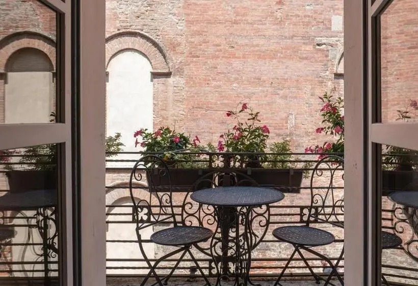 اتاق استاندارد با تخت بزرگ, Duomo Cremona