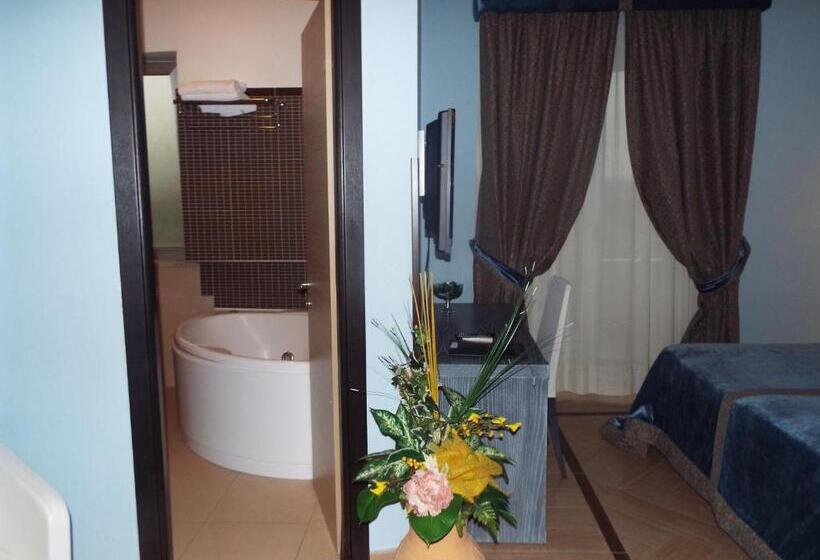 デラックスジュニアスイート, Hermitage