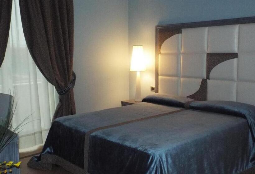 デラックスジュニアスイート, Hermitage