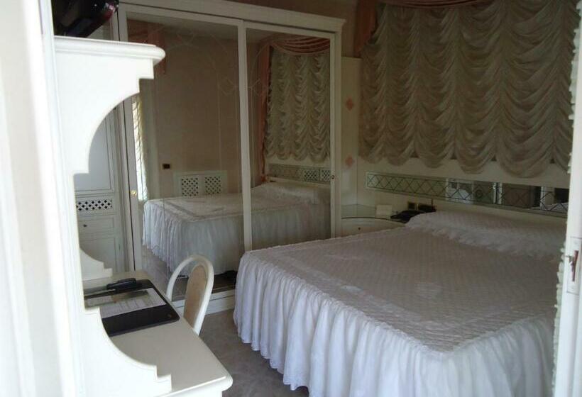 컴포트 룸, Matilde