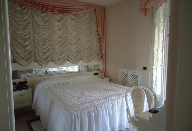 اتاق راحتی, Matilde