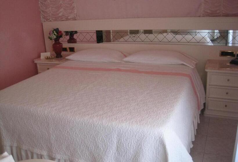 컴포트 룸, Matilde