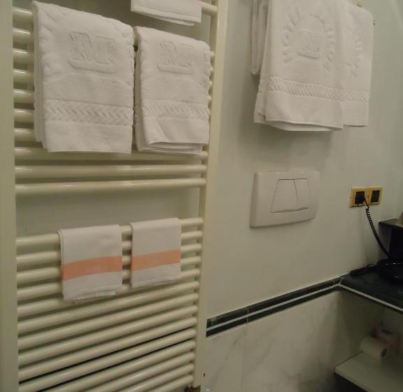 수피리어 룸, Matilde