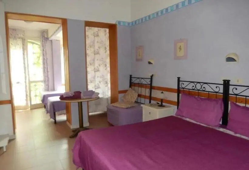 اتاق استاندارد چهار تخته, Villa Morgana