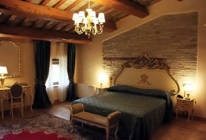 Perhesviitti, Villa Rinalducci