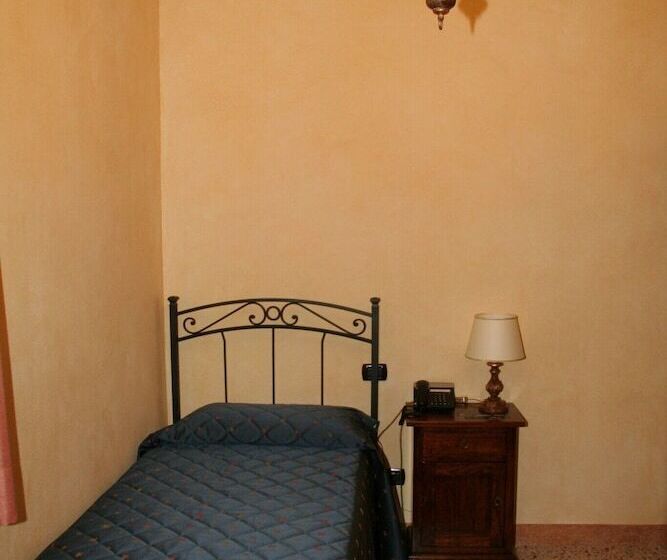 スタンダードシングルルーム, Villa Rinalducci