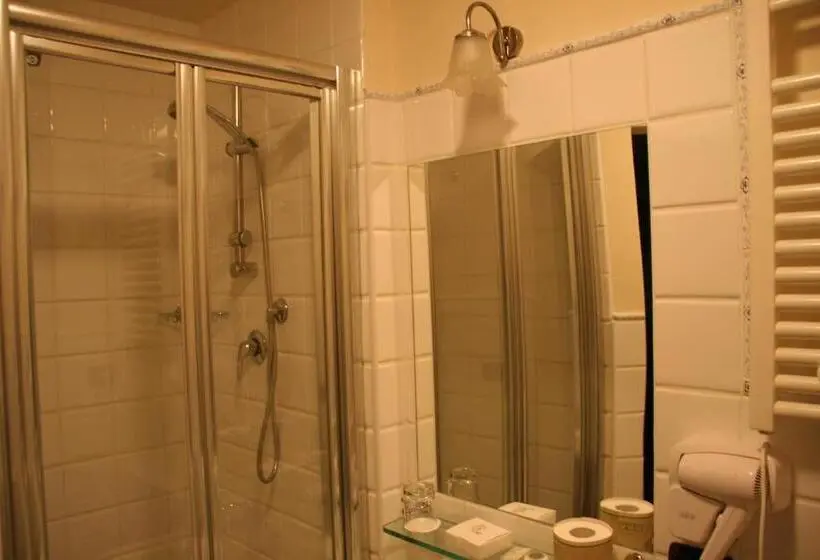 Comfort-huone, Villa Rinalducci