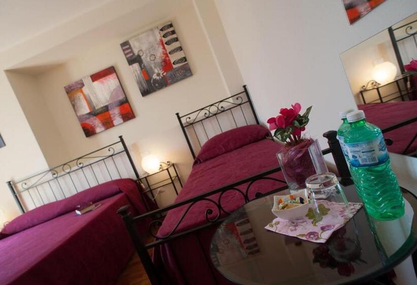 Номер Стандарт Трехместный, B&b Alle Tre Rose