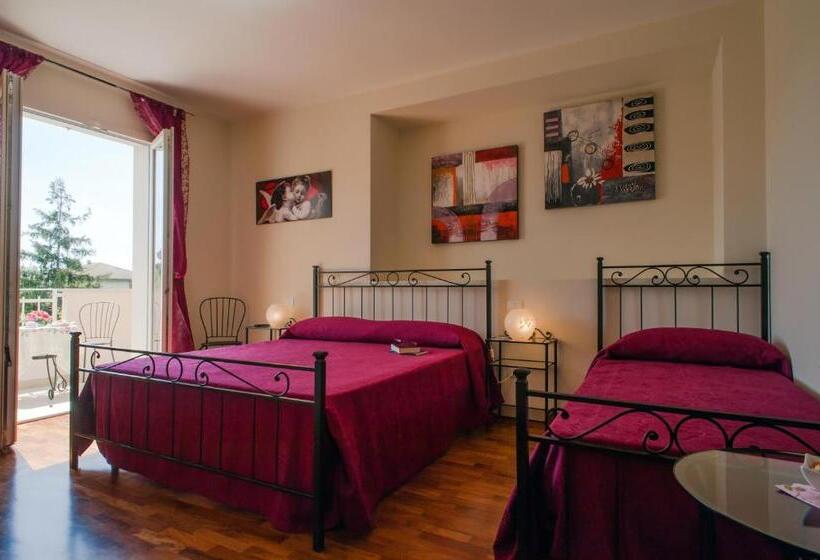Номер Стандарт Трехместный, B&b Alle Tre Rose