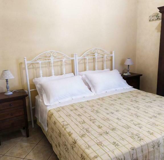 חדר אקונומי, B&b Li Ccoti