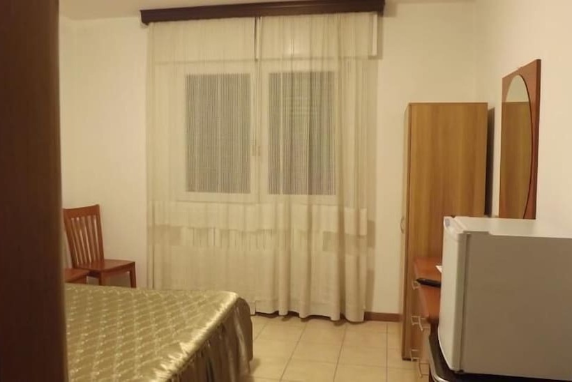 غرفة قياسية, Casablanca