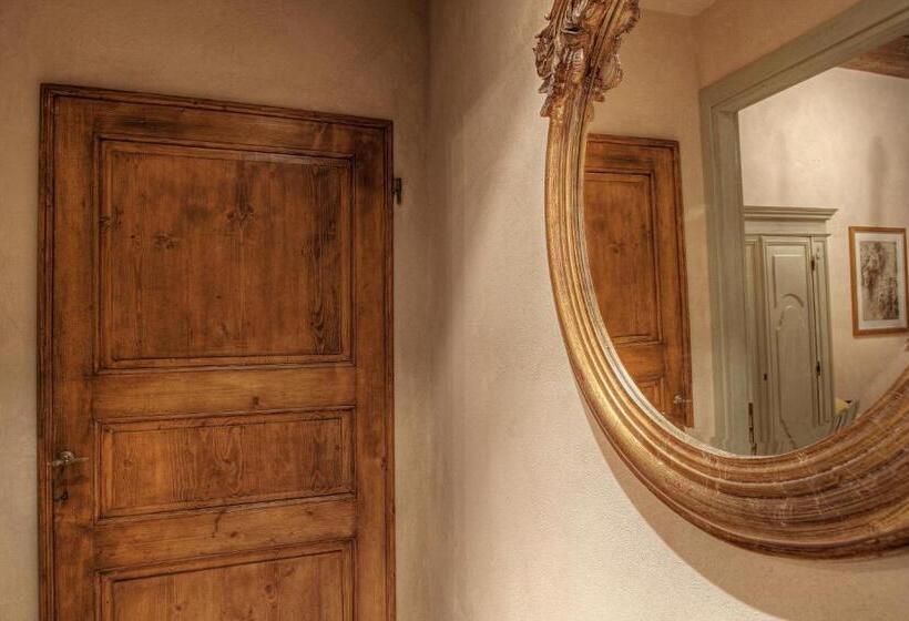 スタンダードルーム, La Fornasaccia