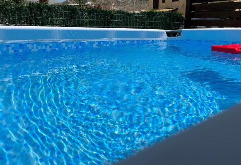 اتاق استاندارد سه نفره, La Pergola B&b