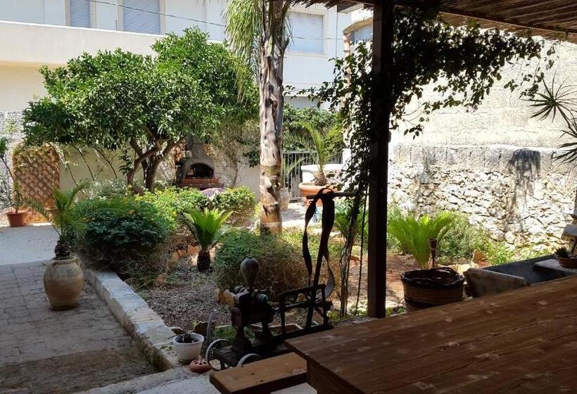 اتاق استاندارد سه نفره, La Pergola B&b