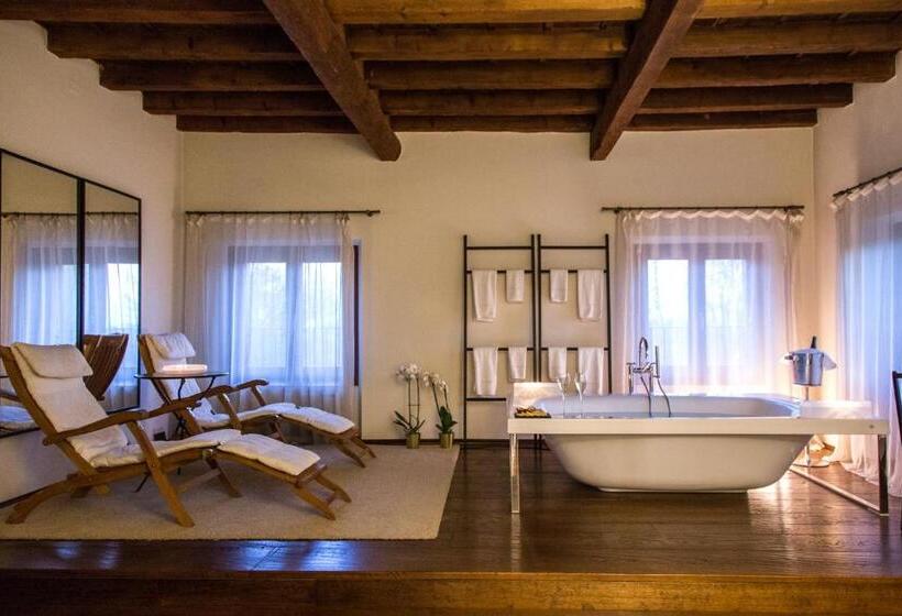 디럭스 스위트, Relais Villa Ormaneto