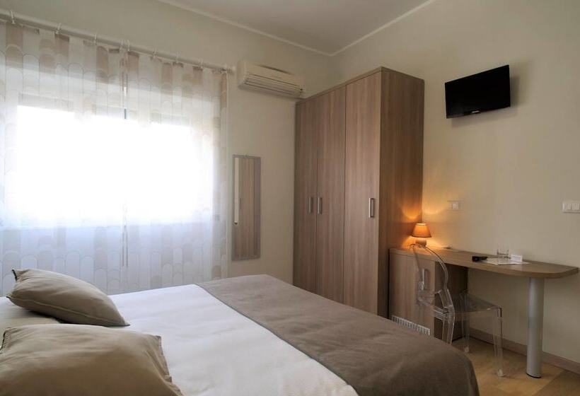 Standard Single Room, Albergo Anita