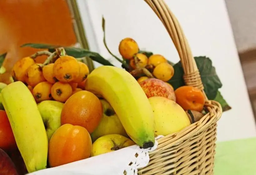 اتاق اکونومی یک تخته, Arno