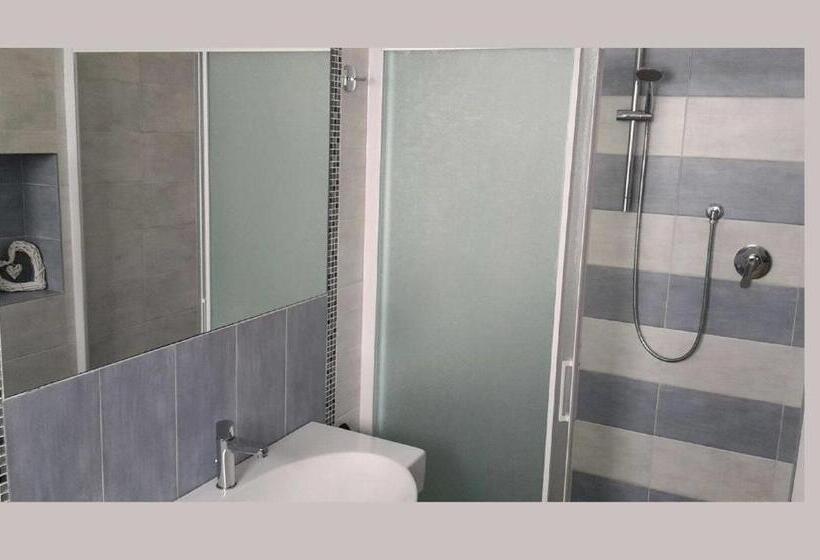 سوییت جونیور, Arno