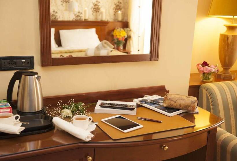 Люкс, Astigiana & Appartamenti