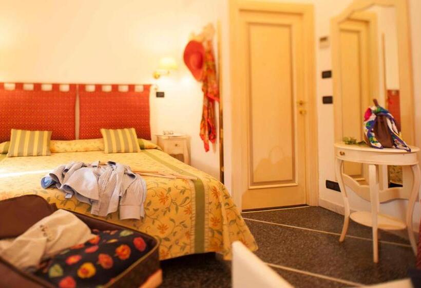 Номер Стандарт, Astigiana & Appartamenti