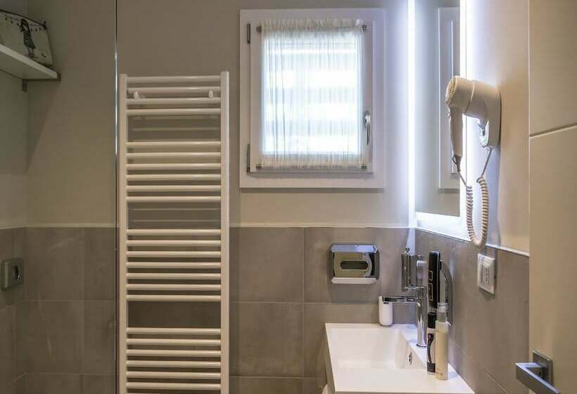 コンフォートルーム, Buena Onda