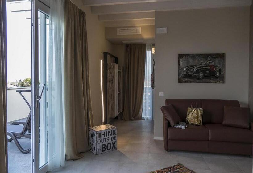 バルコニー付スイート, Buena Onda