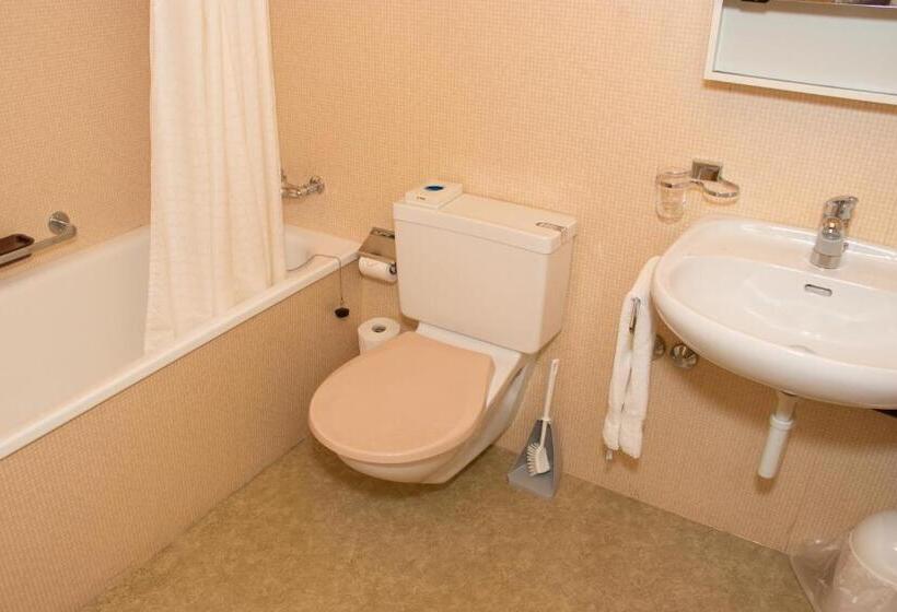 اتاق اکونومی, Chamanna Bed & Breakfast