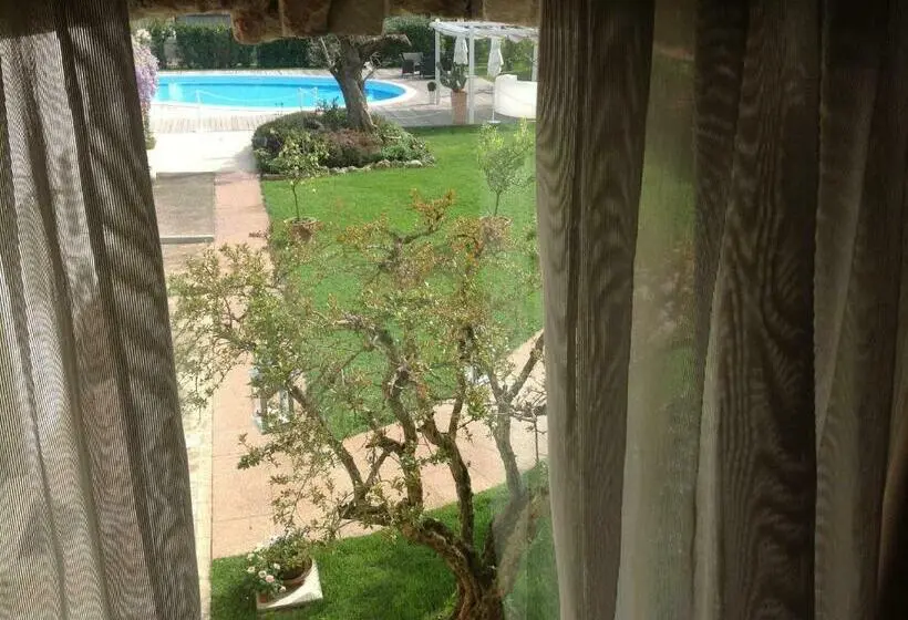 Superior Kolmen Hengen Huone, Do Ciacole In Relais