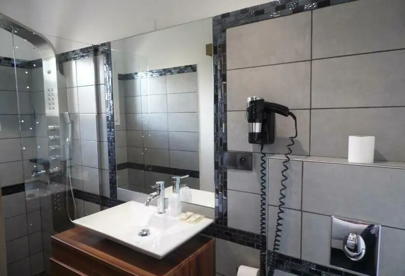 اتاق استاندارد, Hôtel Le Mistral