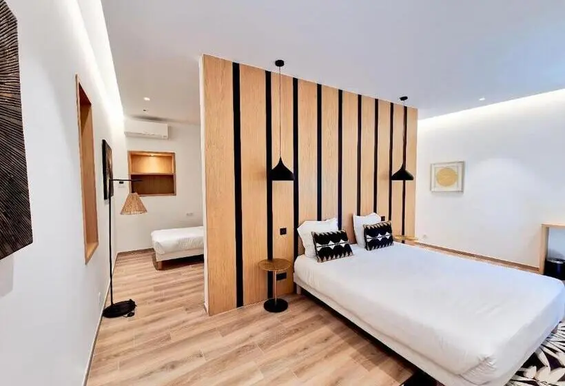 اتاق استاندارد سه نفره, Hôtel Le Mistral