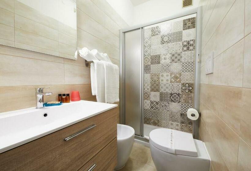 スタンダードルーム, Lilium Maris