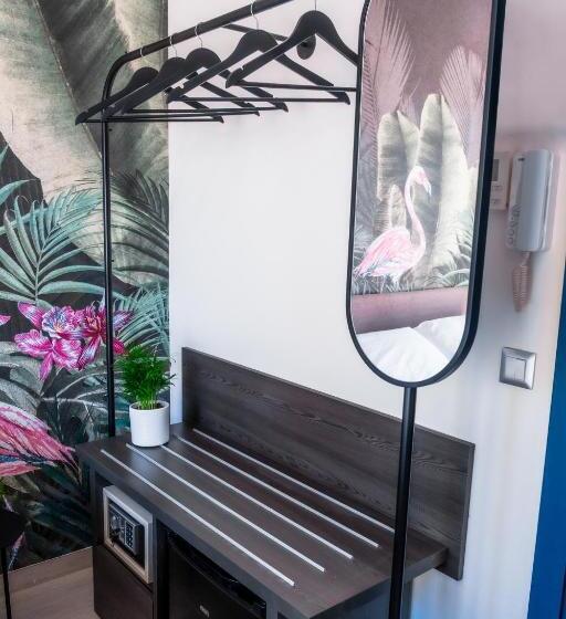 エコノミールーム, Lilium Maris