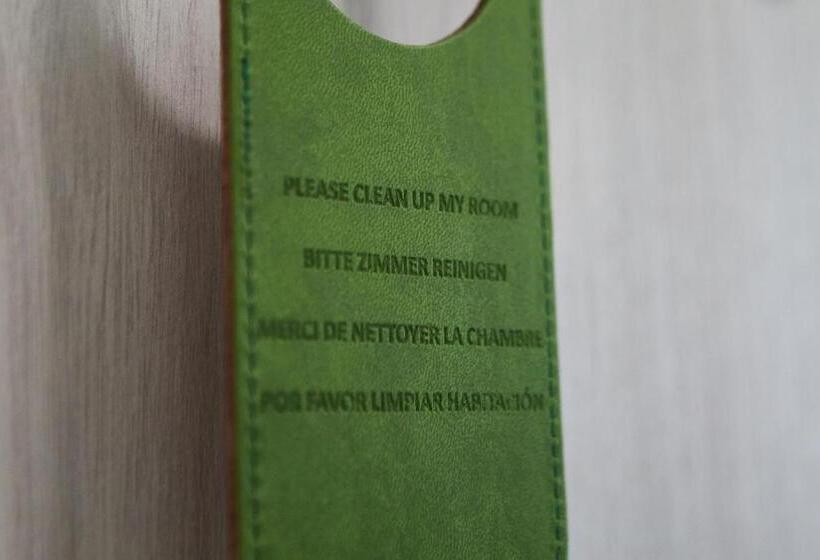 スタンダードシングルルーム, Lilium Maris