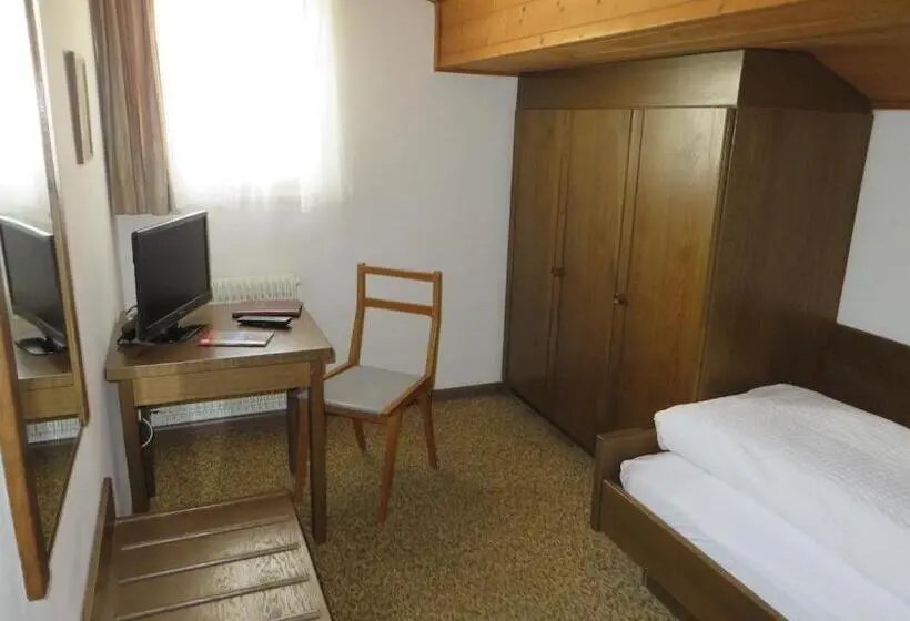 اتاق استاندارد یک نفره, Pension Sankt Urban