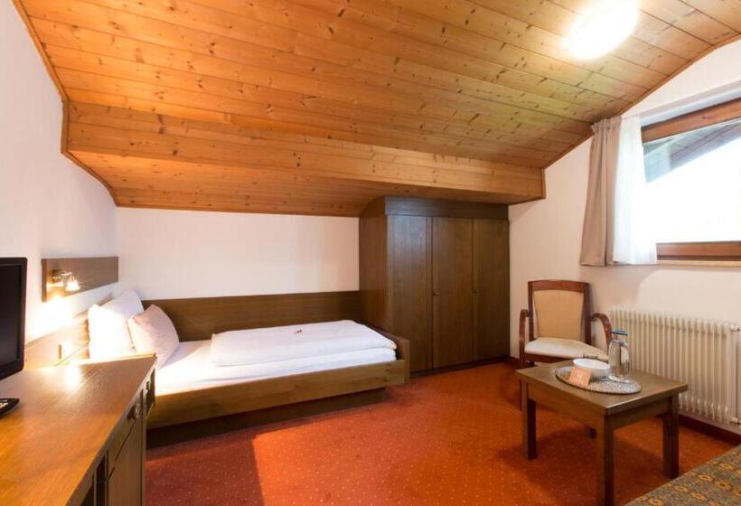 标准单人间, Pension Sankt Urban