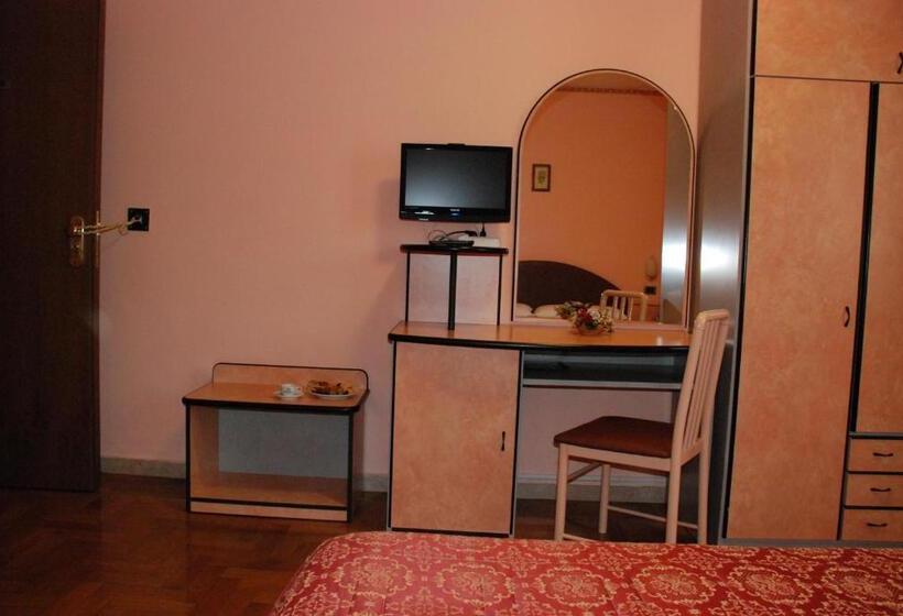 スタンダードシングルルーム, Ristorante Farese