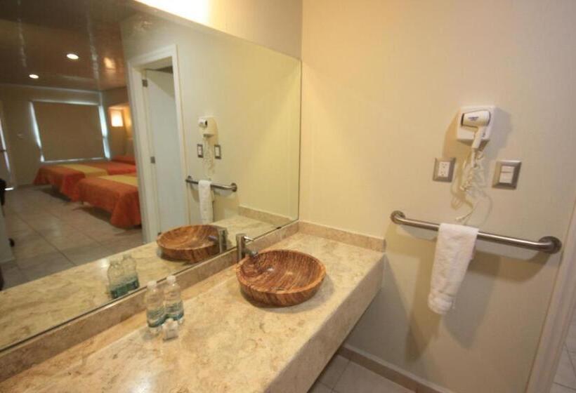 חדר סטנדרט, Splash Inn