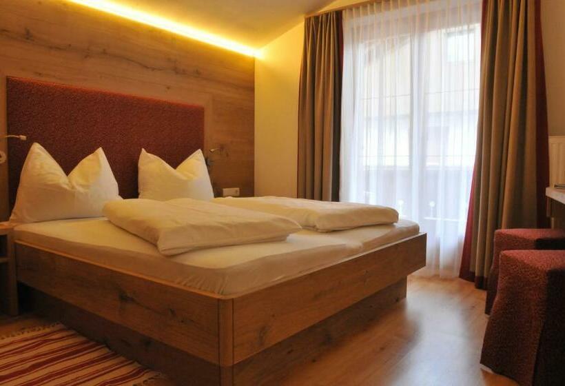 스탠다드 룸, Stauder